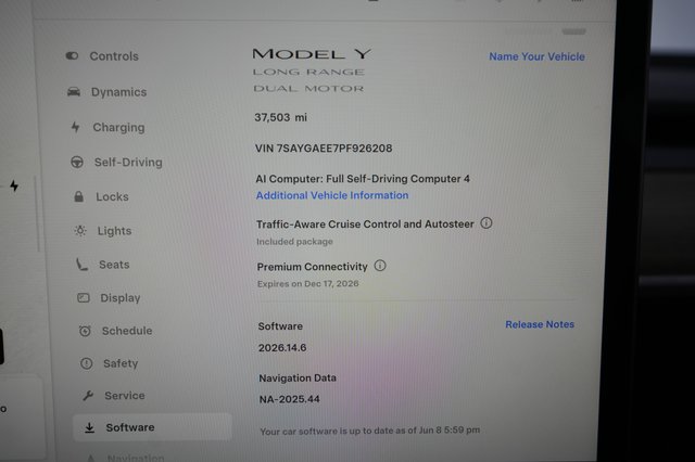 2023 Tesla Model Y — photo 5 of 26