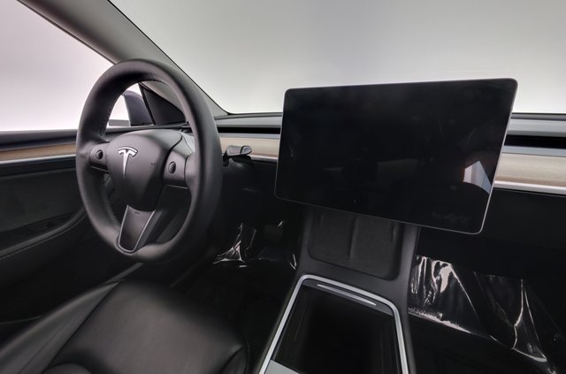 2023 Tesla Model Y — photo 22 of 26