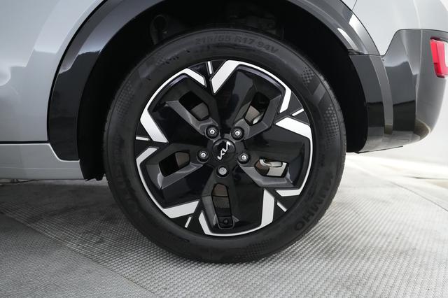 2023 Kia Niro EV — photo 7 of 34