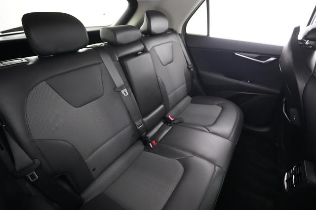 2023 Kia Niro EV — photo 4 of 34