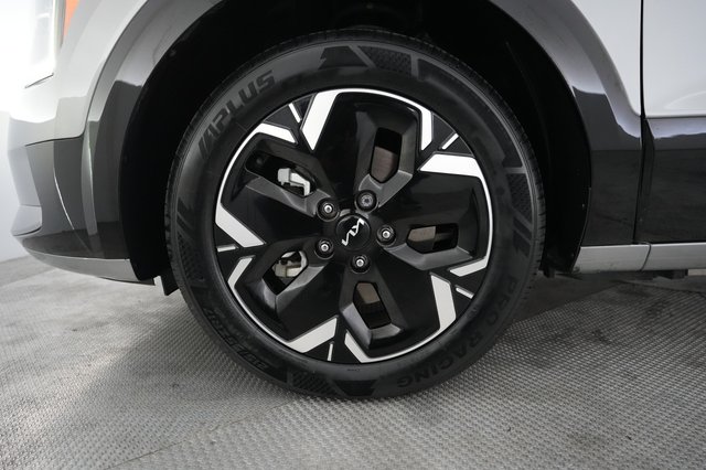 2023 Kia Niro EV — photo 15 of 34