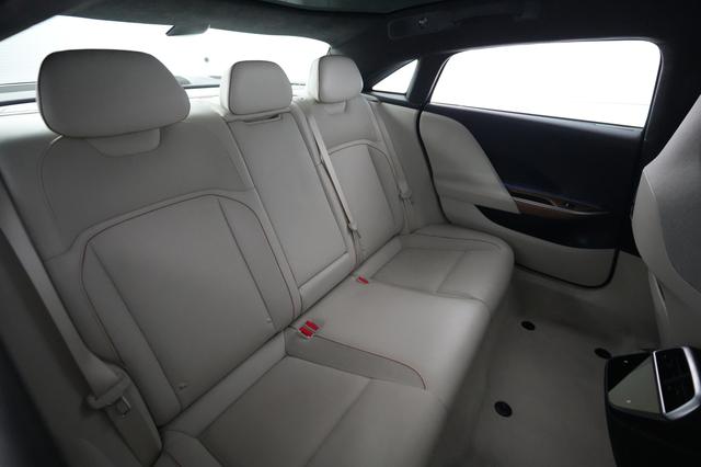 2023 Lucid Air — photo 4 of 26