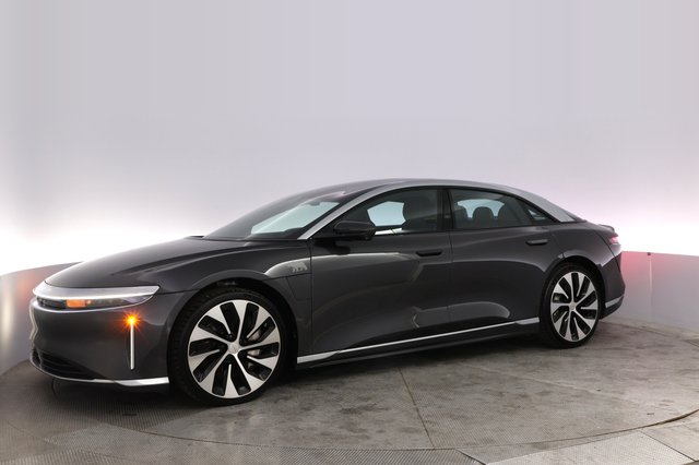 2023 Lucid Air — photo 14 of 26