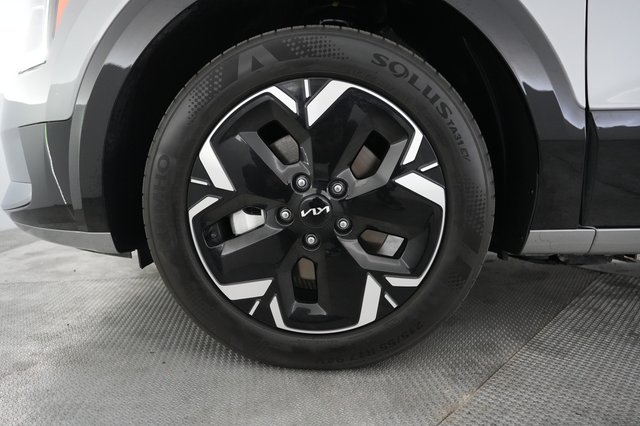 2024 Kia Niro EV — photo 15 of 31