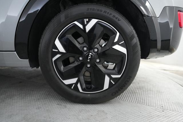 2024 Kia Niro EV — photo 7 of 31
