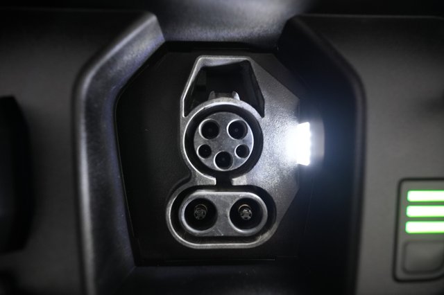 2024 Kia Niro EV — photo 8 of 25