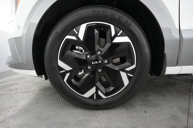 2024 Kia Niro EV — photo 15 of 25