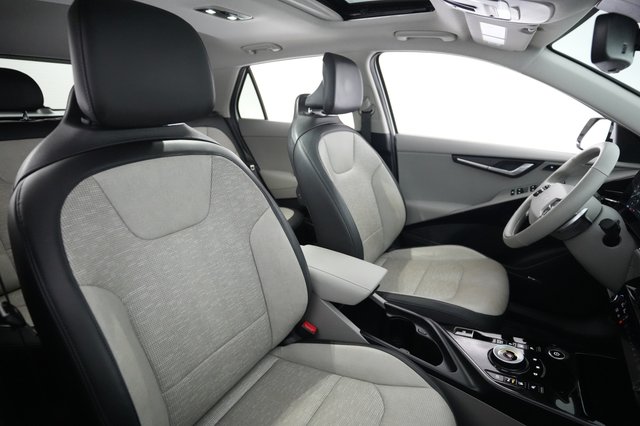 2024 Kia Niro EV — photo 18 of 25