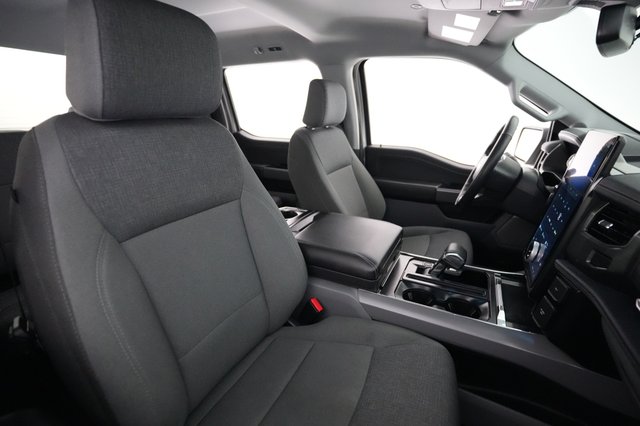 2024 Ford F-150 Lightning — photo 12 of 16
