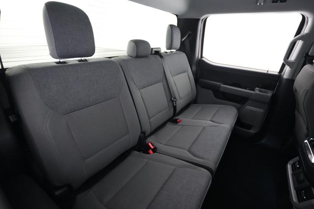 2024 Ford F-150 Lightning — photo 4 of 16