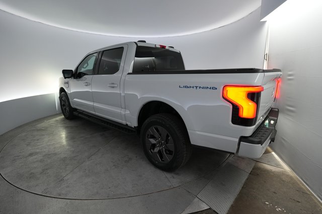 2024 Ford F-150 Lightning — photo 2 of 16