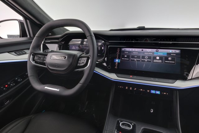 2024 Jeep Wagoneer S — photo 20 of 25