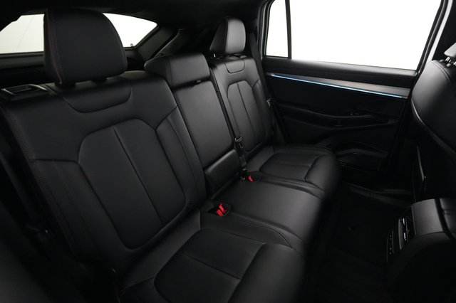 2024 Jeep Wagoneer S — photo 4 of 25