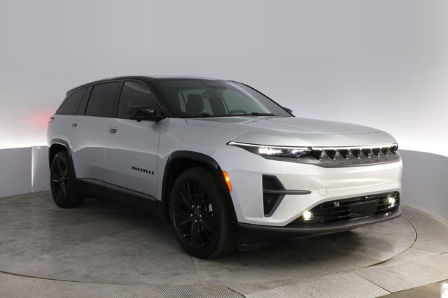 2024 Jeep Wagoneer S — photo 10 of 25