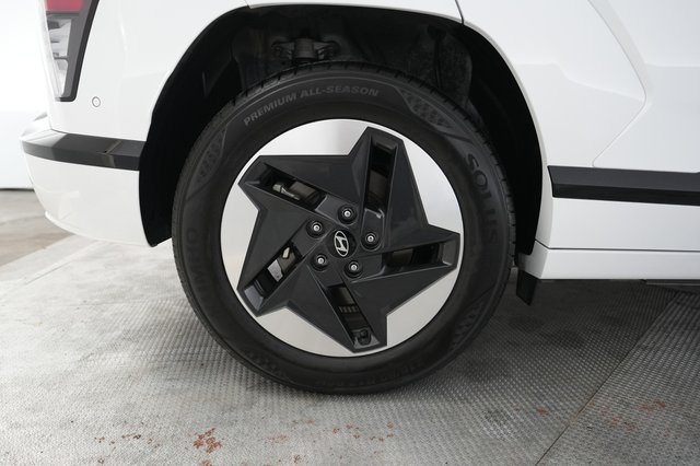 2024 Hyundai Kona Electric — photo 17 of 23