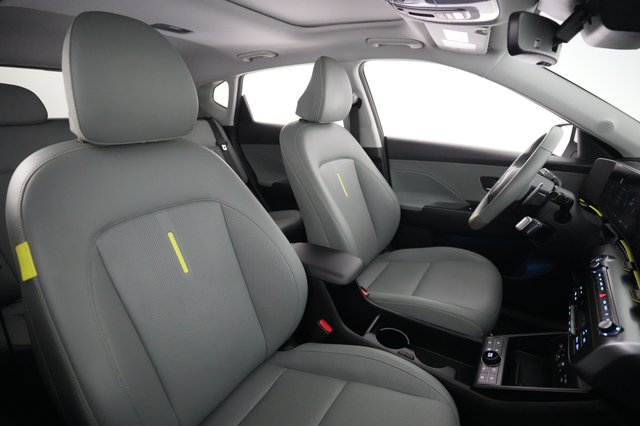 2024 Hyundai Kona Electric — photo 18 of 23