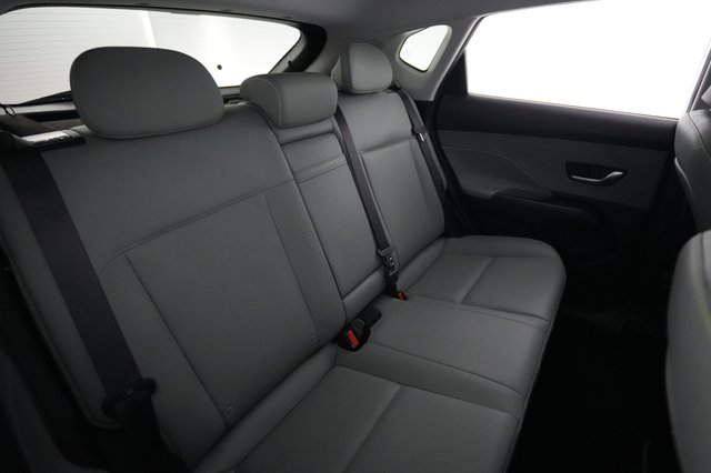 2024 Hyundai Kona Electric — photo 4 of 23