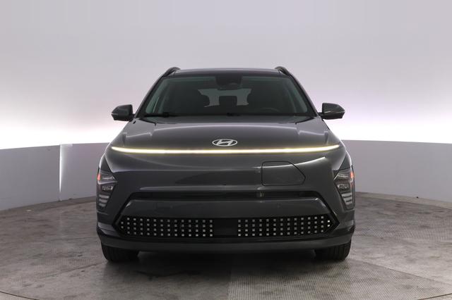 2024 Hyundai Kona Electric — photo 9 of 26