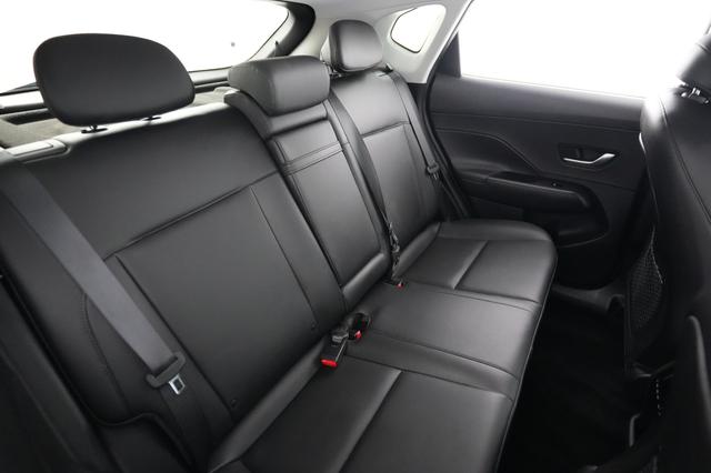 2024 Hyundai Kona Electric — photo 4 of 26