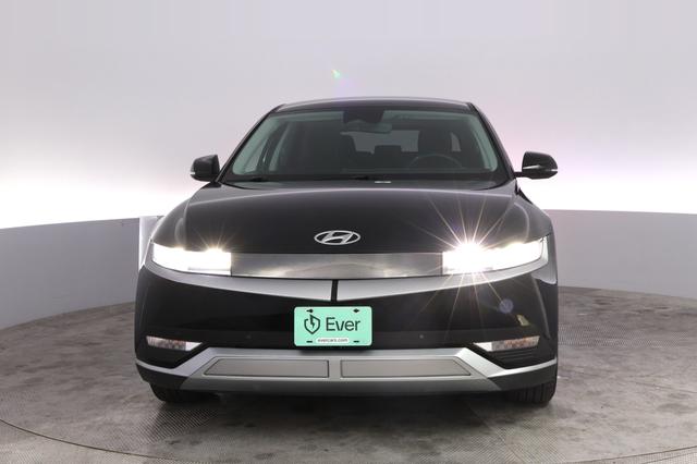 2024 Hyundai IONIQ 5 — photo 9 of 23