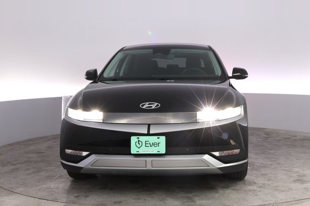 2024 Hyundai IONIQ 5 — photo 9 of 23