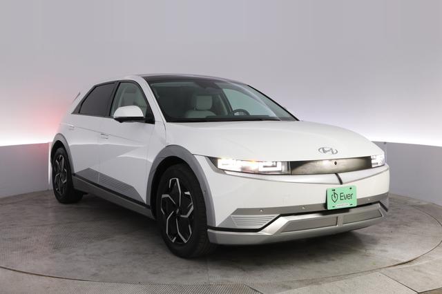 2024 Hyundai IONIQ 5 — photo 10 of 24