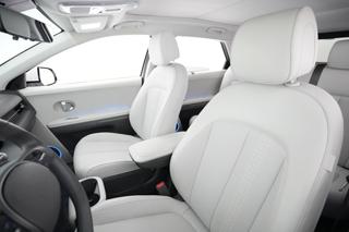 2024 Hyundai IONIQ 5 — photo 3 of 24