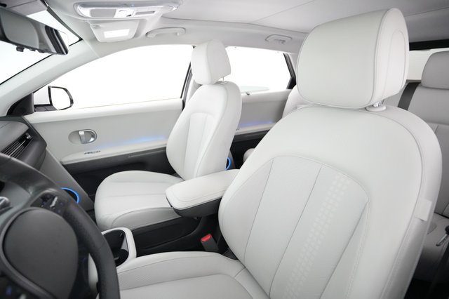 2024 Hyundai IONIQ 5 — photo 3 of 24
