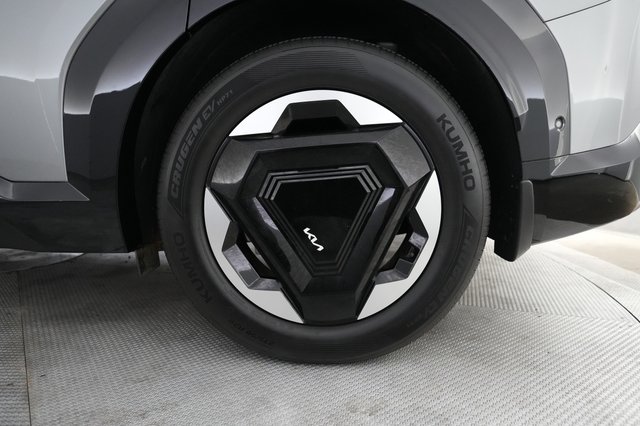 2024 Kia EV9 — photo 7 of 26