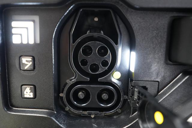 2024 Kia EV9 — photo 8 of 26