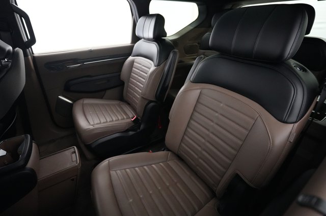 2024 Kia EV9 — photo 19 of 26