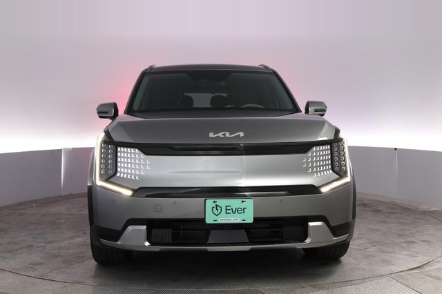 2024 Kia EV9 — photo 9 of 28