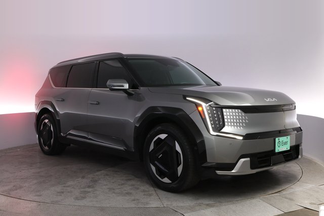 2024 Kia EV9 — photo 10 of 28