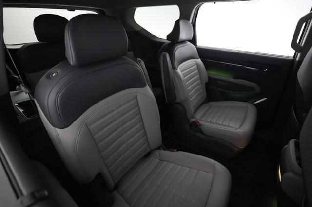 2024 Kia EV9 — photo 4 of 28