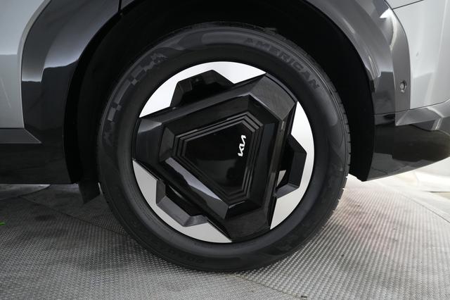 2024 Kia EV9 — photo 7 of 28