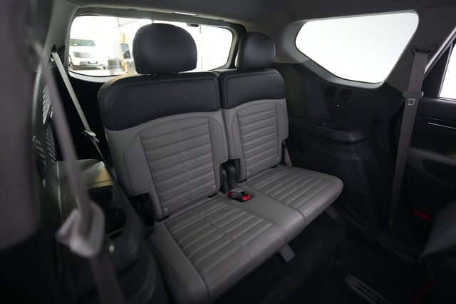 2024 Kia EV9 — photo 20 of 28