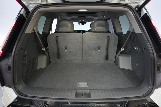 2024 Kia EV9 — photo 6 of 28
