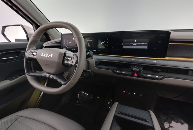 2024 Kia EV9 — photo 21 of 28