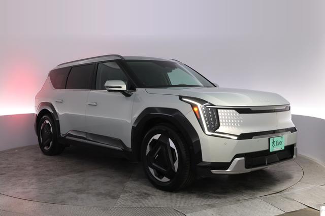 2024 Kia EV9 — photo 10 of 28