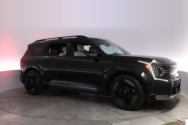 2024 Kia EV9 — photo 11 of 32