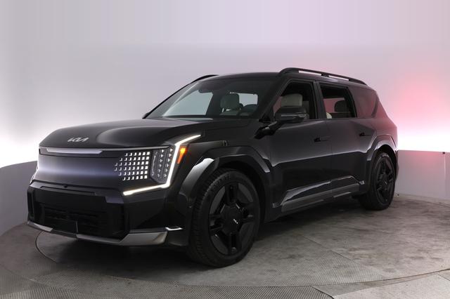 2024 Kia EV9 — VIN KNDAEFS50R6019904