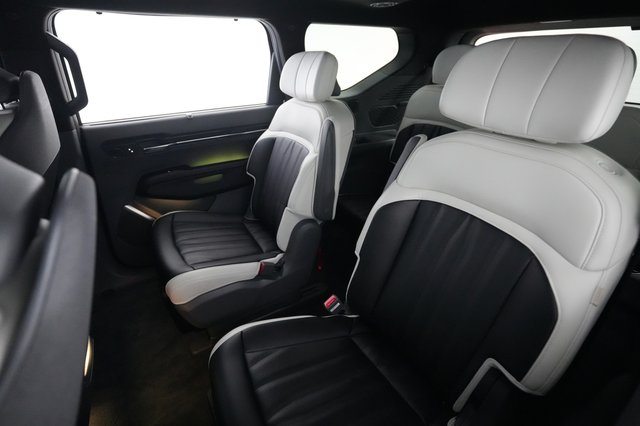 2024 Kia EV9 — photo 19 of 32