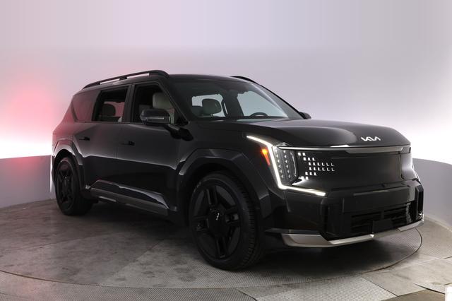2024 Kia EV9 — photo 10 of 32