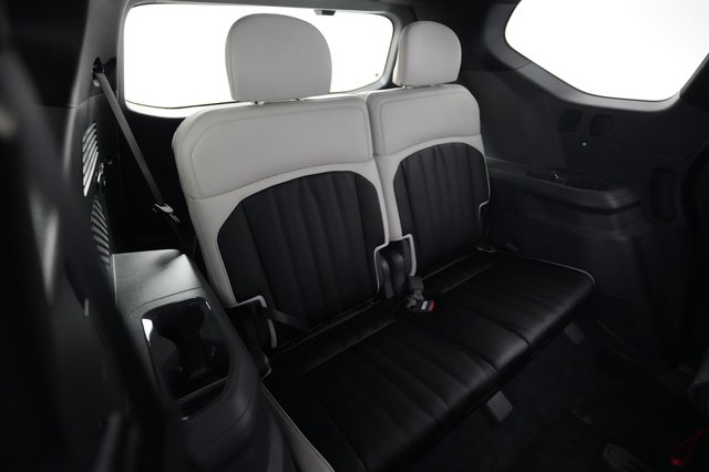 2024 Kia EV9 — photo 21 of 32