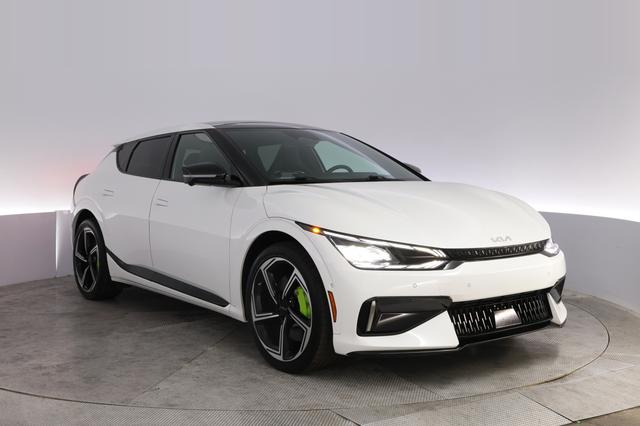 2024 Kia EV6 — photo 10 of 29