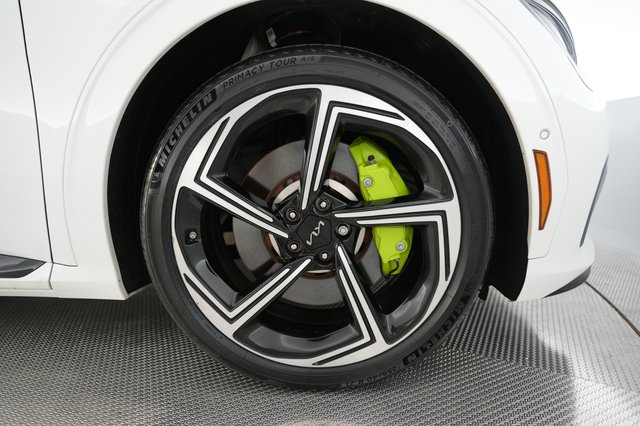 2024 Kia EV6 — photo 15 of 26