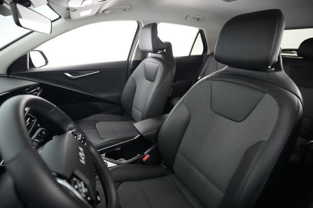 2024 Kia Niro EV — photo 3 of 22