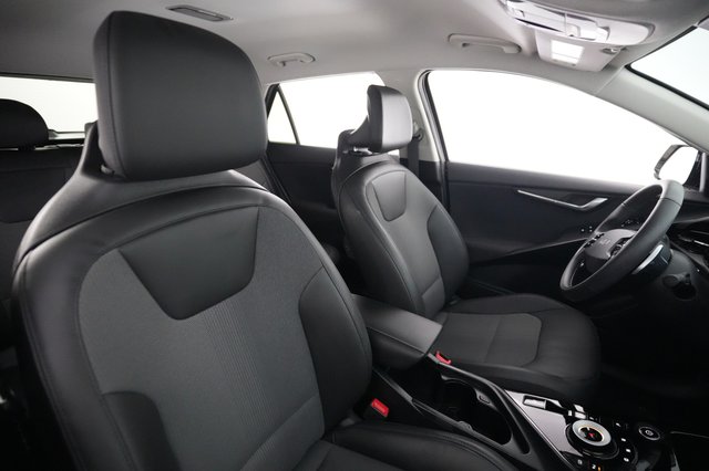 2024 Kia Niro EV — photo 18 of 22