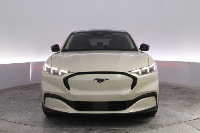 2025 Ford Mustang Mach-E — photo 9 of 25