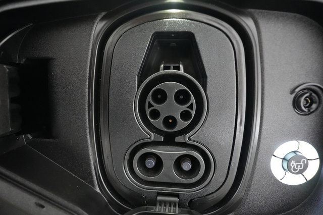2025 Ford Mustang Mach-E — photo 8 of 25